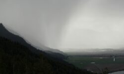 Virga coming off a mountain into the Kootenai Valley